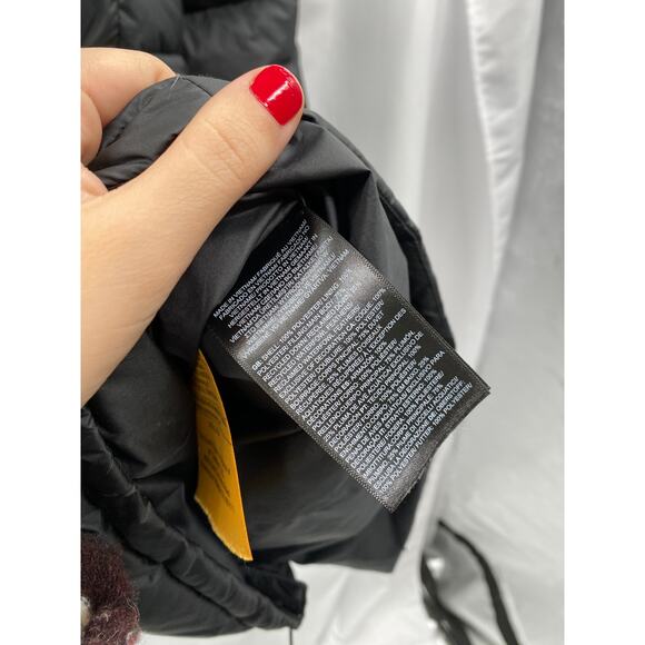 The North Face Metropolis down parka coat in black - Picture 6 of 9